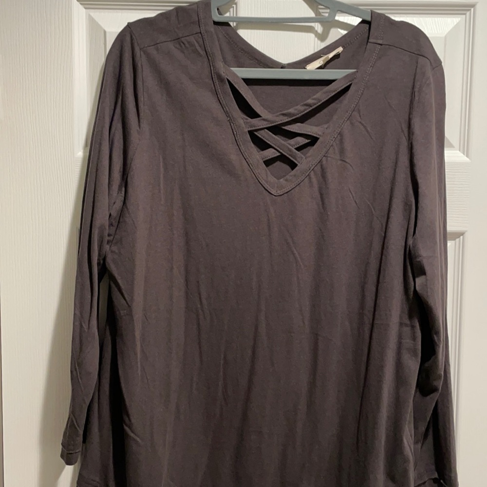 NWOT GRAY Crisscross long sleeve top